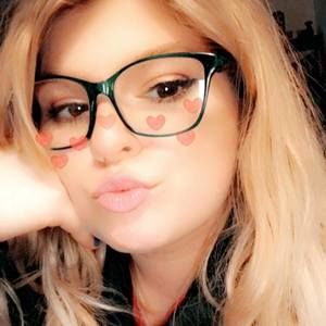 Meet your Posher, Gabriella